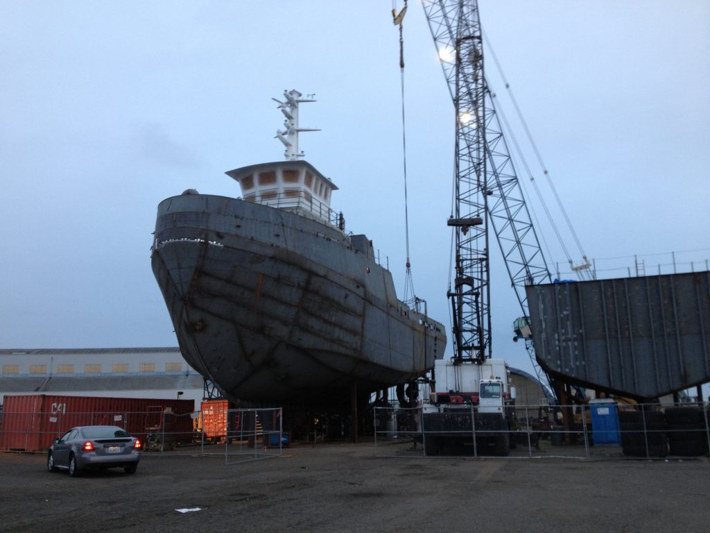 JT Marine new vessel lifting crane